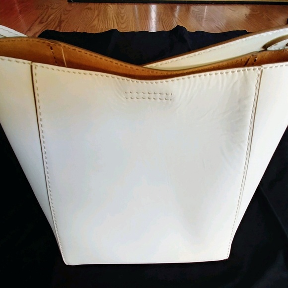 NWT Frye Crossbody Bucket White Handbag - Picture 5 of 7